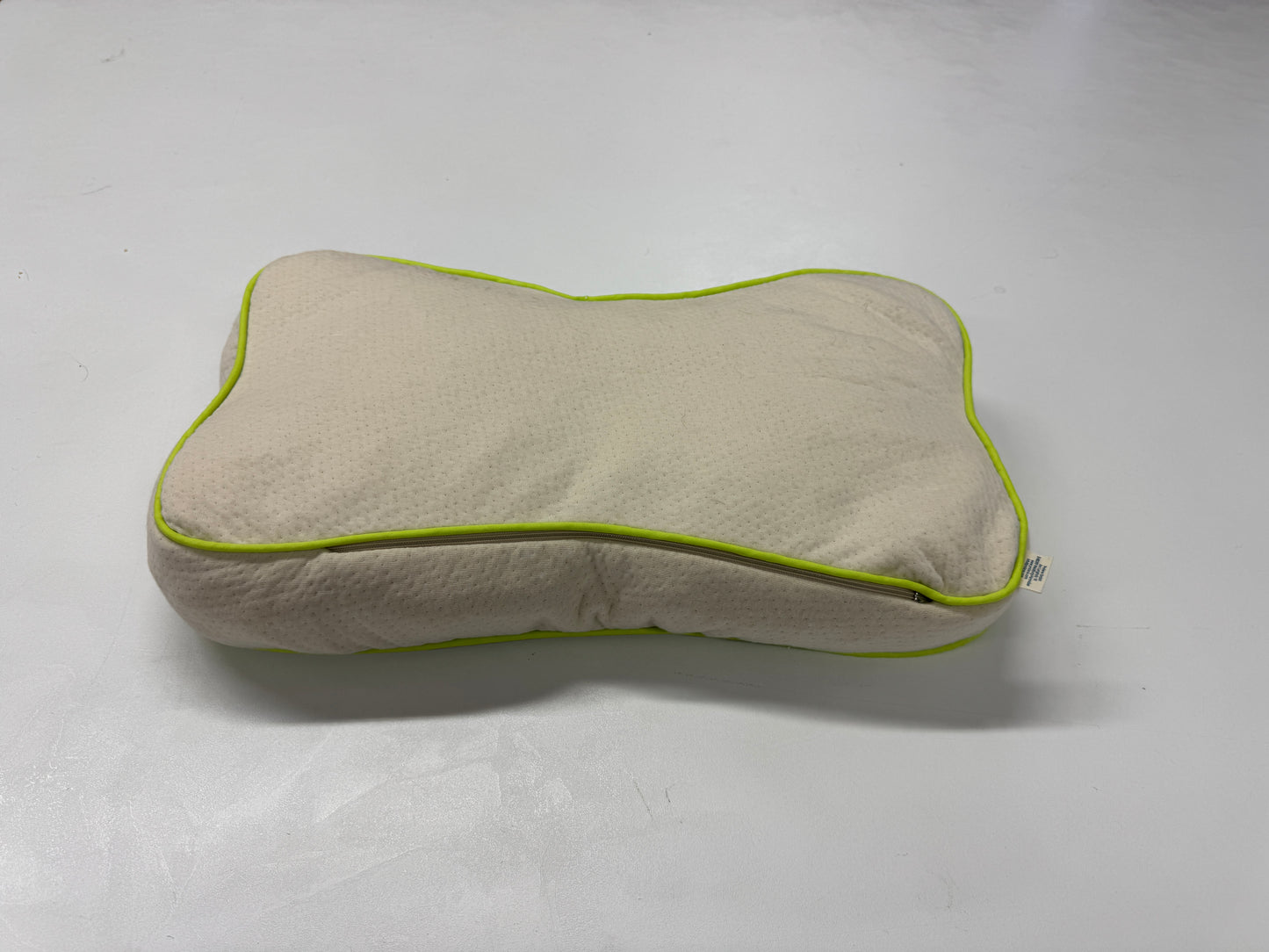 MyRevyve Kids - Organic Butterfly Kissen
